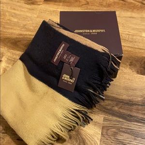 Johnston & Murphy scarf NWT